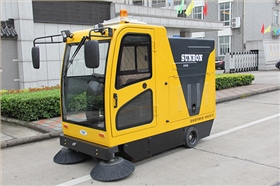 新農(nóng)村環(huán)保建設離不開電動清掃車