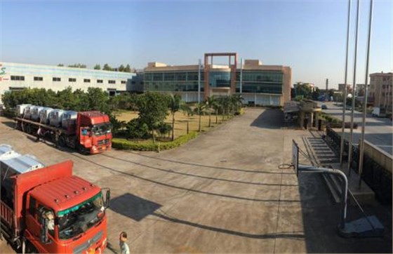 企業(yè)選購工業(yè)掃地車的6大理由 企業(yè)選購工業(yè)掃地車的6大理由