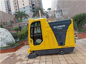 浙江某工廠采購圣倍諾2000B型駕駛式電動掃地車 浙江某工廠采購圣倍諾2000B型駕駛式電動掃地車