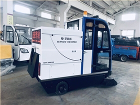 新能源電動(dòng)掃地車