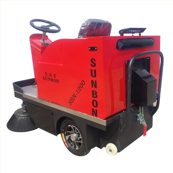 電動(dòng)掃地車是環(huán)衛(wèi)業(yè)清潔的最佳工具