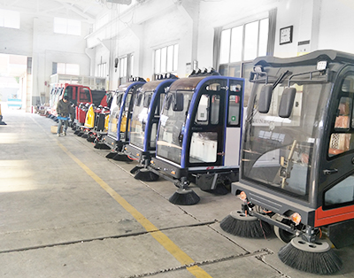 采購電動掃地車當然要選廠家直銷模式 采購電動掃地車當然要選廠家直銷模式