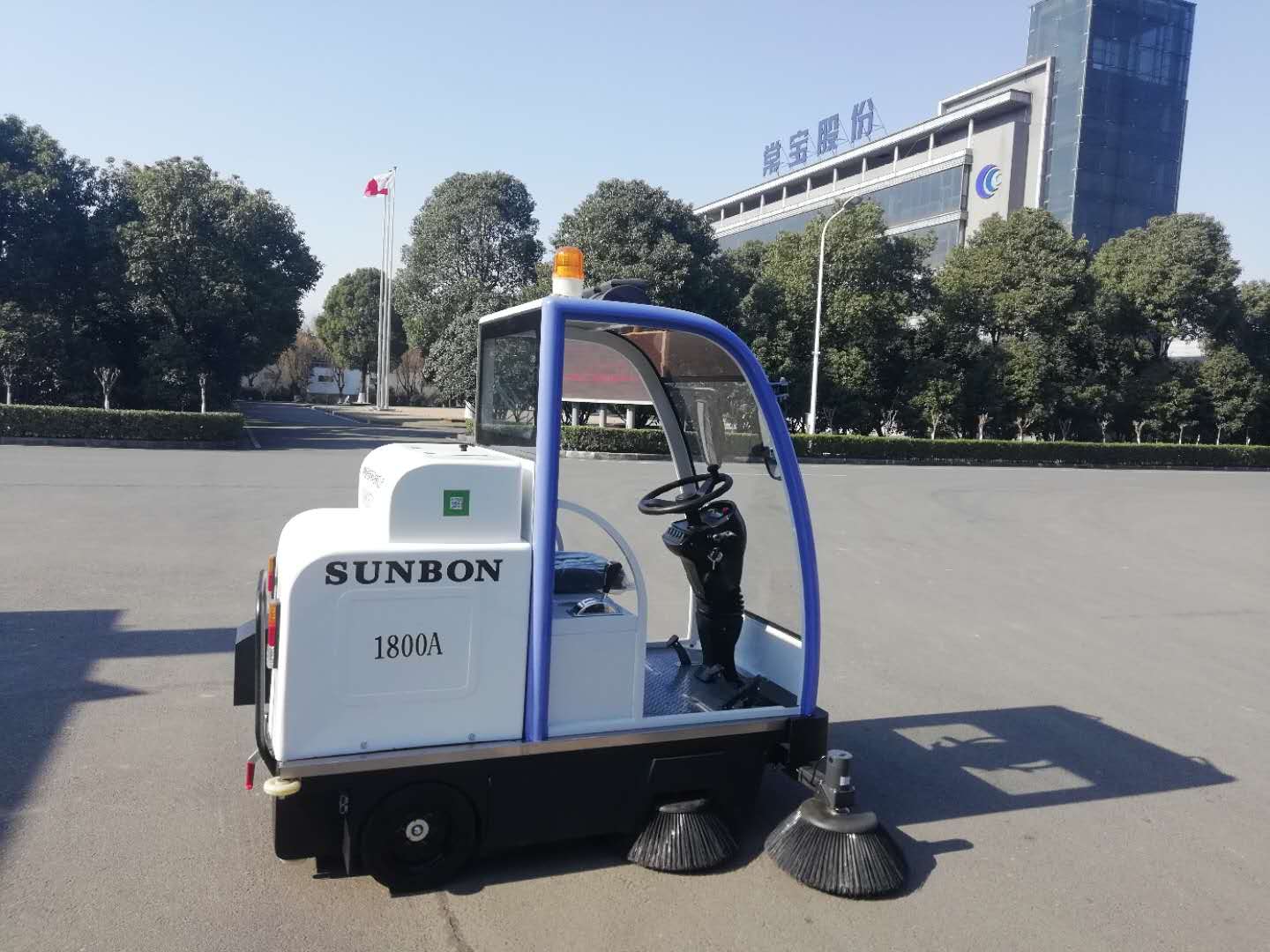 掃地車廠家哪家好 掃地車廠家哪家好