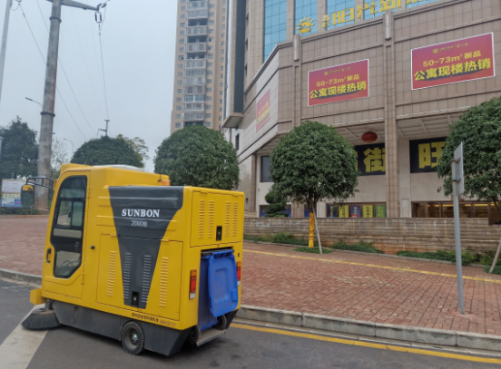 工廠掃地車哪個(gè)牌子好 工廠掃地車哪個(gè)牌子好