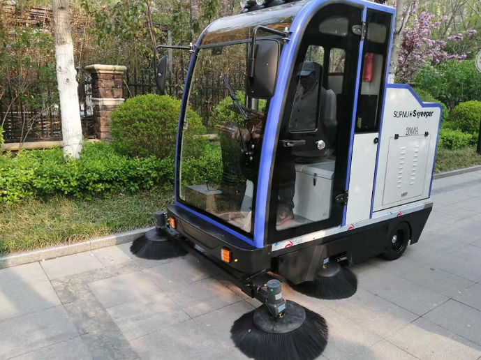 工業(yè)掃地車質(zhì)量
