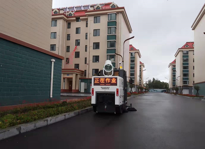 2000AW電動(dòng)掃地車順利交付淄博某新農(nóng)村