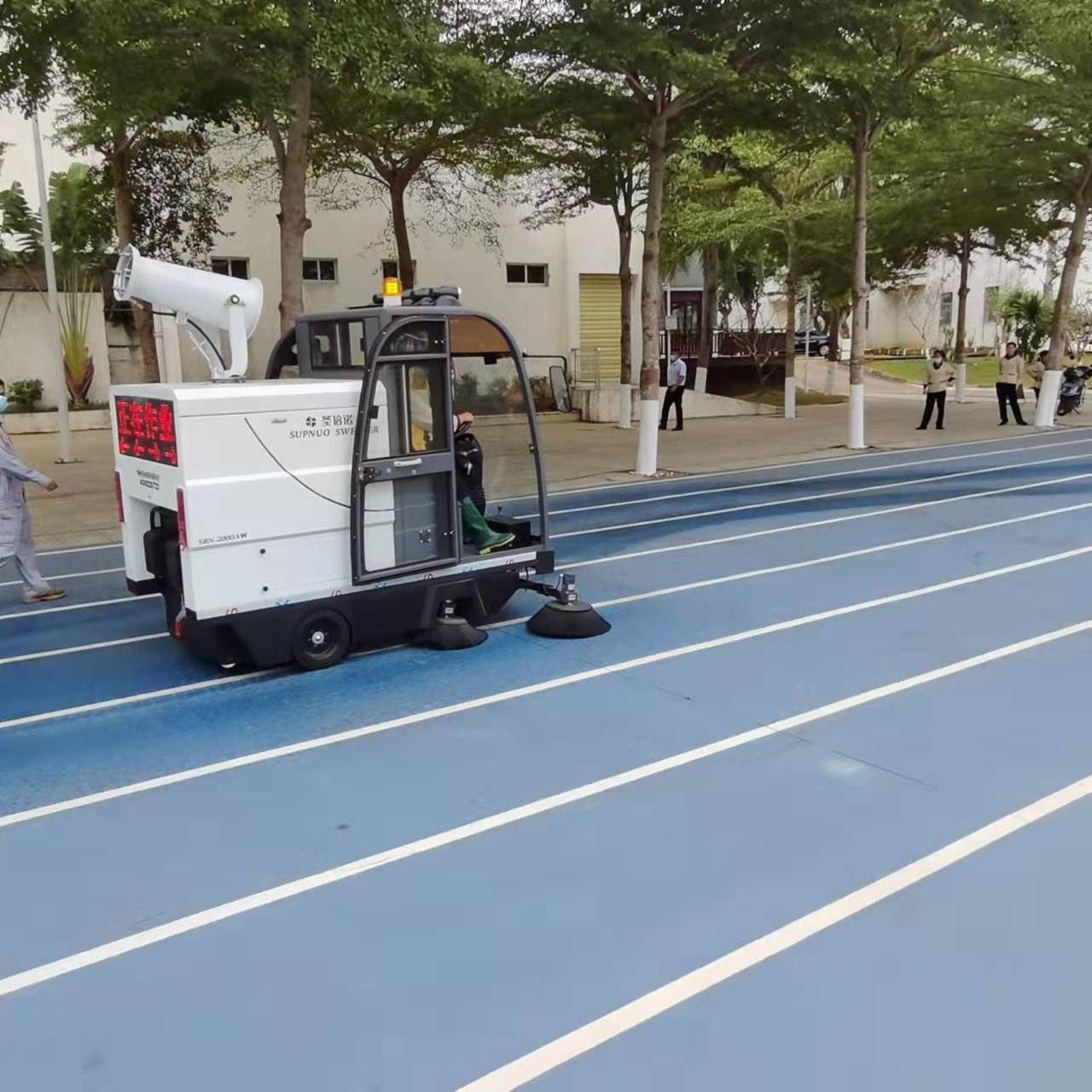 小型電動掃地機(jī)有什么用途？為我們提供了什么價值