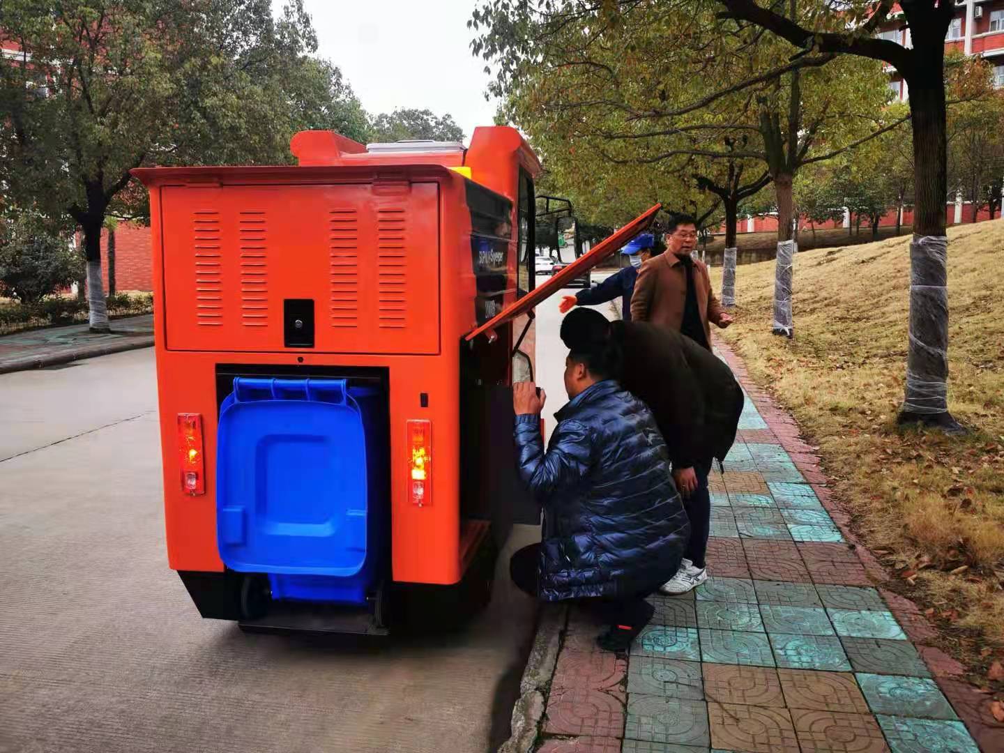 清掃車(chē)：城市清潔的隱形英雄