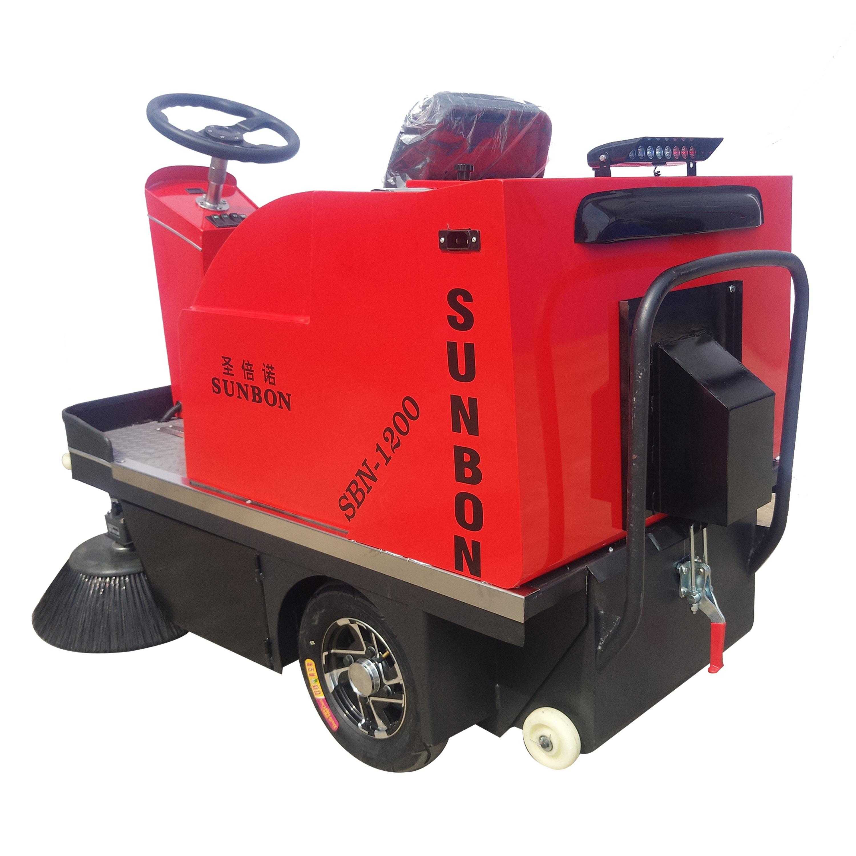電動掃地車是環(huán)衛(wèi)業(yè)清潔的理想工具 電動掃地車是環(huán)衛(wèi)業(yè)清潔的理想工具